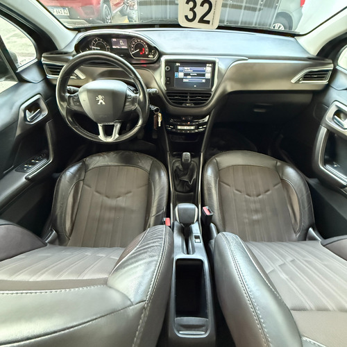 Peugeot 2008 1.6 Feline