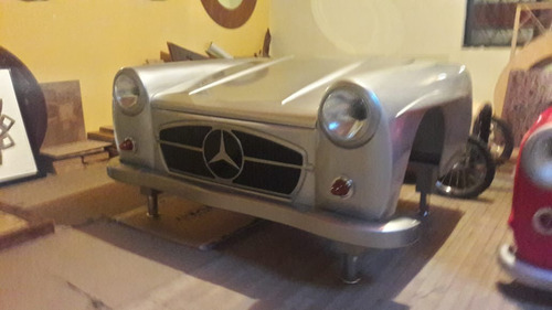 Antiguo Mercedes Benz Clasico