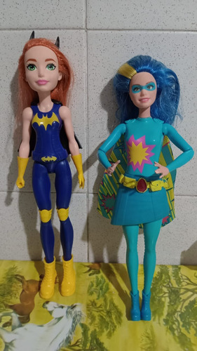 Batichica Y Barbie Súper Heroína. Originales. Usadas