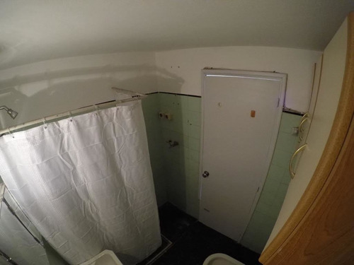 Apartamento Un Dormitorio Al Frente, Luminoso, Impecable,