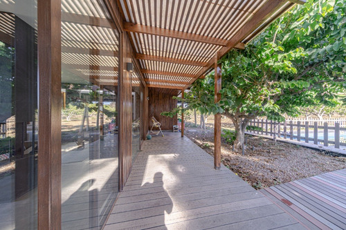 Parcela 5.075 Mt- Casa 203 Mt Construidos 4h 4b Quincho, Pis
