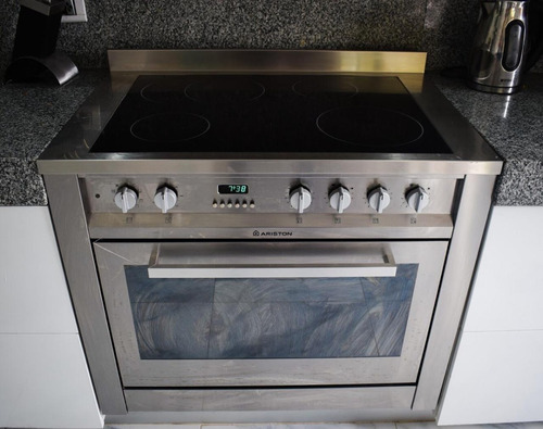 Imagen 10 de 26 de Amplio Chalet De 5 Ambientes En Villa Carlos Paz Vende O Permuta Por Propiedad En Pinamar, Buenos Aires O Carilo.