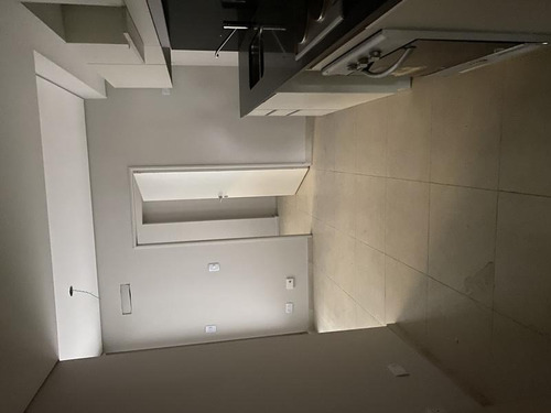 Imagen 14 de 18 de Edifico Libertareu Av. Libertador Y Sucre 140 M2 Cochera