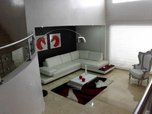 Casa En Venta En El Parral Este De Barquisimeto, Lara Mct -- @rentahouse.centrooccidente