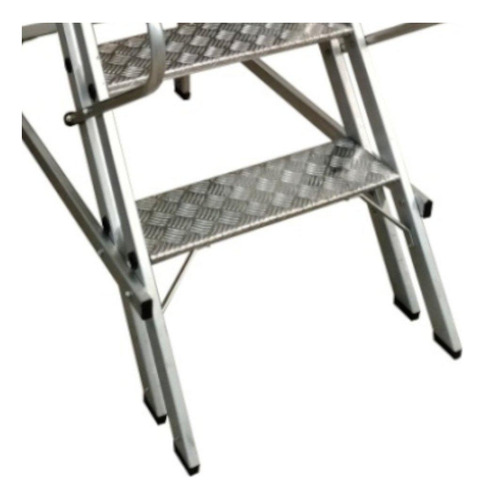 Escada Plataforma Trepadeira 75cm 2 Degraus Com 2 Rodas Tras