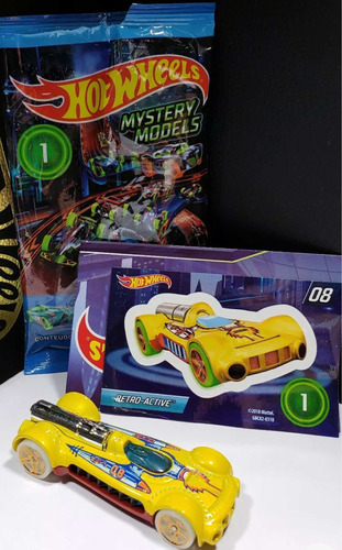 Hot Wheels  Mystery Models Retro- Active