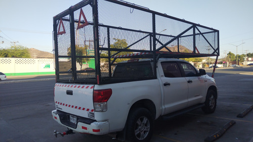 Toyota Tundra 5.7 Sr5 V8 Doble Cab 4x2 At
