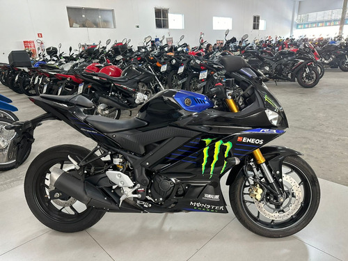 Kawasaki Ninja R3 Monster 2023 / 4.775 Km 