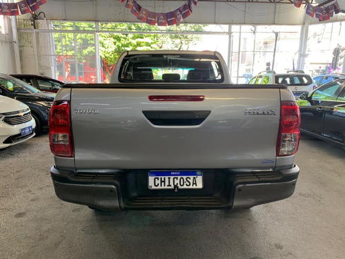 Toyota Hilux 2.8 NARROW 4X4 CD 16V DIESEL 4P MANUAL