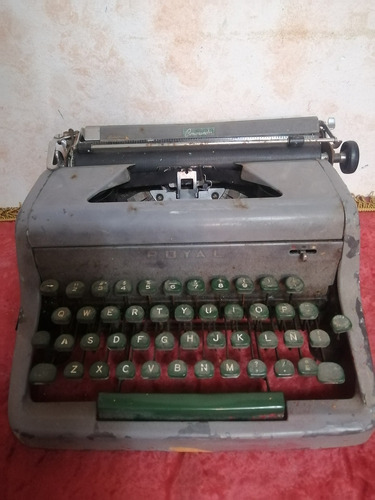 Maquina De Escribir Antigua Vintage 