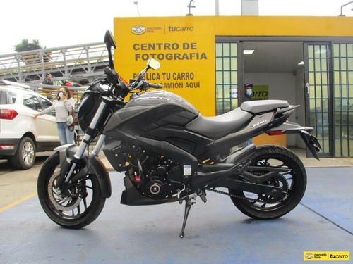 Moto Bajaj Dominar D250