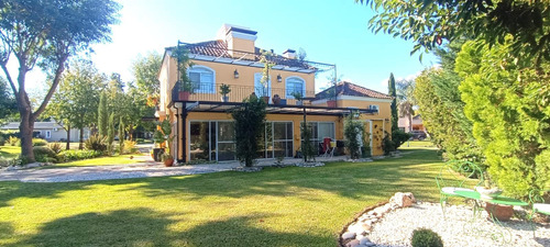 Casa En Country San Patricio.