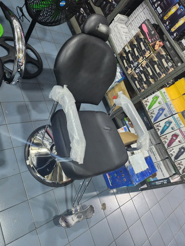 Imagen 4 de 4 de Silla De Barberia Peluquería Spa Belleza Sencilla