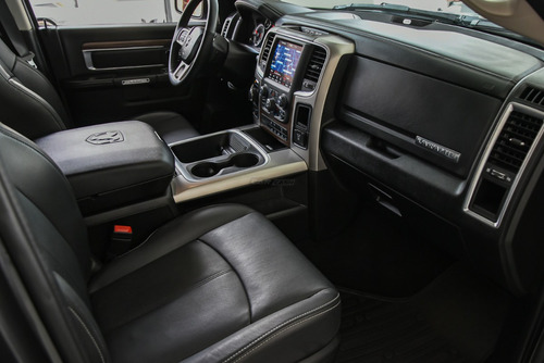 Ram 1500 Slt 5.7 Night Edition Laramie 4x4 At8 2023