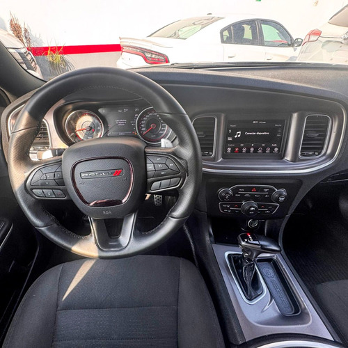 Dodge Charger 5.7 R-t At
