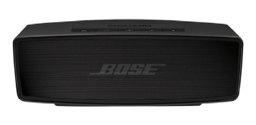 Imagen 4 de 5 de Parlante Bose SoundLink Mini II Special Edition portátil con bluetooth triple black 100V/240V