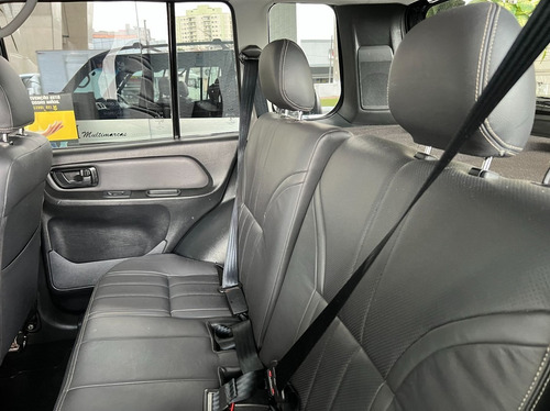Imagem 7 de 10 de Mitsubishi Pajero Tr4 2.0 4x2 16v 140cv 2013