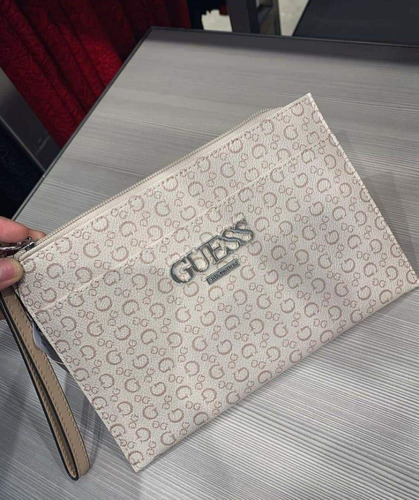  Cartera Muñequera Guess Wristlet Tamaño Grande Nueva