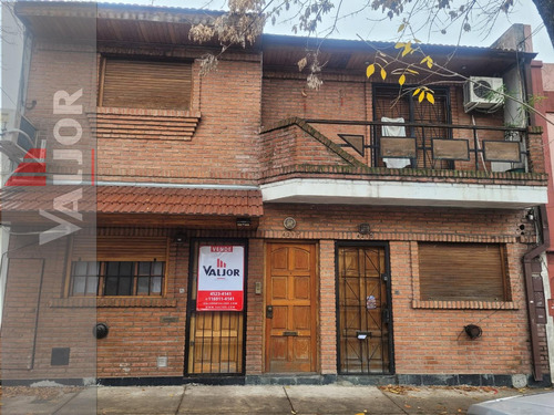 Hermoso Ph / Tipo Casa Al Frente En Planta Baja Con Entrada Independiente Y Patio - Sin Expensas!!!