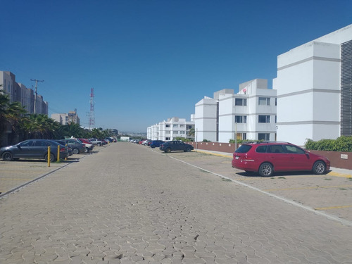 Imagen 2 de 18 de Departamento En Venta P.b Excelente Zona Sur