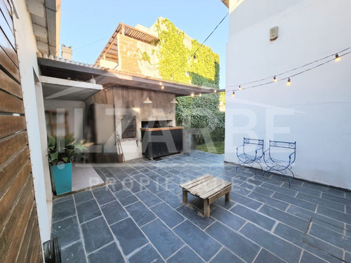 Casa Sobre Calle Saturnino Justo