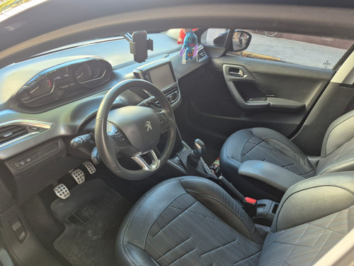 Peugeot 208 1.6 Feline Pack Cuir