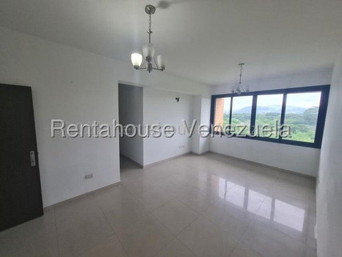 Naudy Escalona Asesor Inmobiliario De Rentahouse Vende Bello Apartamento En Zona Este De Barquisimeto