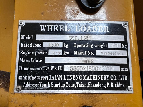 Máquina Retroescavadora Modelo Zl12 Año 2012