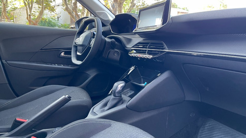 Imagen 19 de 25 de Peugeot 208 Active Pack Tiptronic