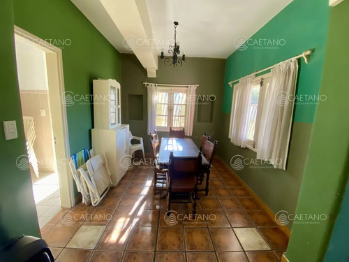Venta Casa 5 Dormitorios. Playa Mansa, Punta Del Este