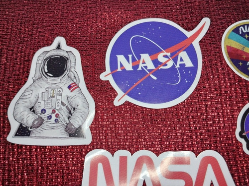 Imagen 2 de 3 de Calcomanías Nasa Sticker Laptop Pared Carro Universo Celular