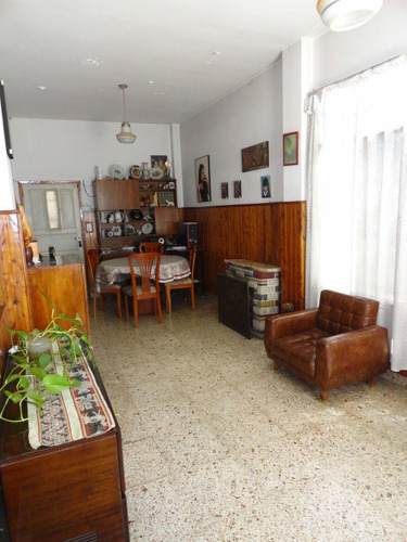 Imagen 3 de 15 de Casa En Venta 4 Amb. C/cochera Y Jardín Hurlingham