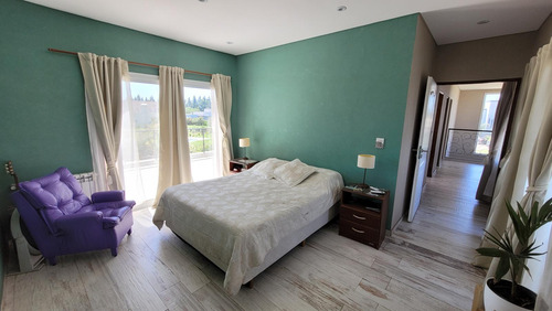 Casa En Venta En El Barrio Santa Rita Canning San Vicente