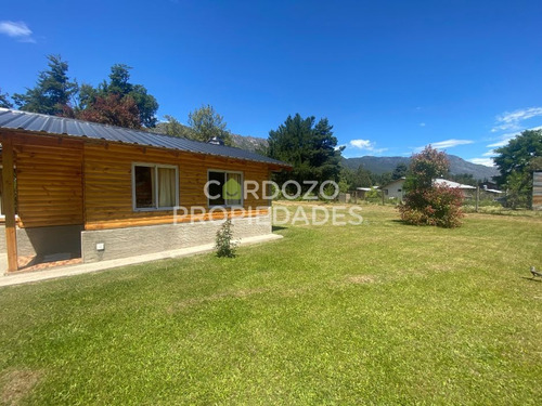 Hermosa Casa En Lago Puelo, Isla Norte. Apto Crédito