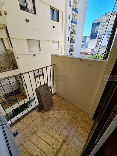 Departamento En Alquiler Ubicado En Colegiales, Capital Federal, Buenos Aires