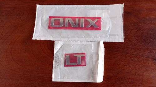 Kit Emblema Letreiro Cromado P/ Mala Onix Lt 2020 A 2025
