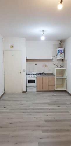 Se Alquila Monoambiente Interno Con Patio Llarraya 2236 Mataderos Caba