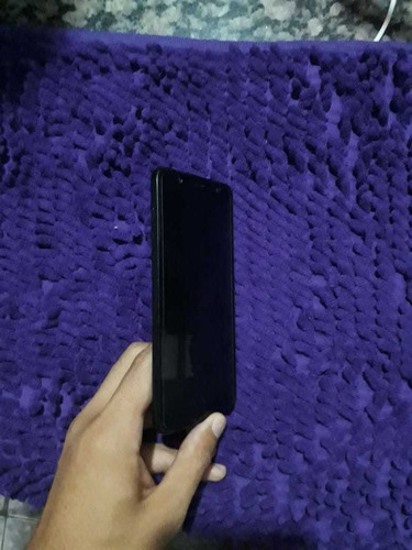 Celular Samsung Galaxy J8 Usado