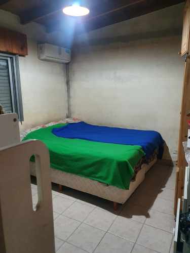 Imagen 9 de 20 de Tres Casas En Un Lote De 10x44mts (berazategui, Buenos Aires)