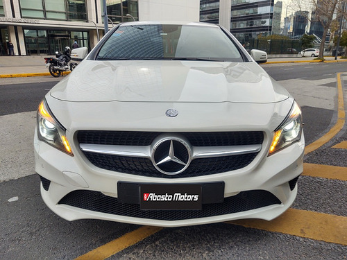 Imagen 10 de 22 de Mercedes Benz Cla 200 2015 Cla200 At Abasto Motors