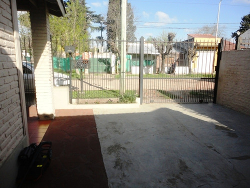 Imagen 4 de 15 de Casa En Venta En José C Paz