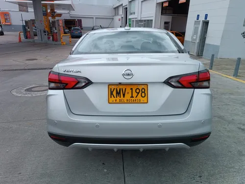 Versa Exclusive 2022. Motor 1.6 Automático. 12.000km Unico D