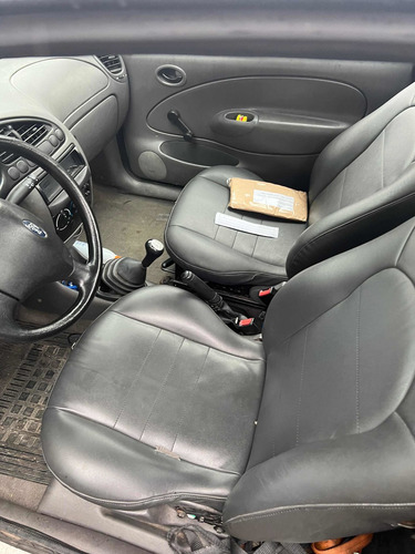 Imagem 7 de 8 de Ford Courier 2012 1.6 Xl Flex 2p