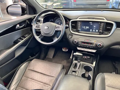 Kia Sorento 3.3 V6 SXL Piel 7 Pasajeros AWD At