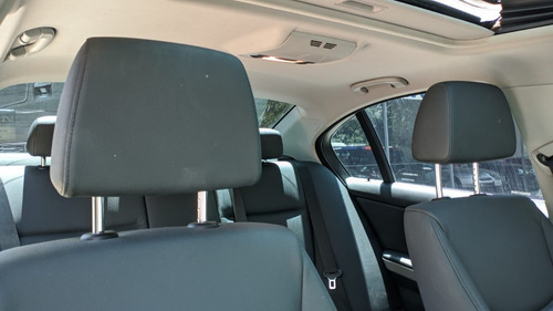Imagen 13 de 20 de Bmw 323i Sedan Active