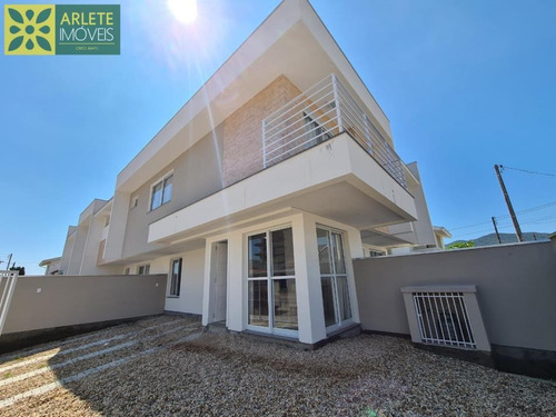 Imagem 3 de 15 de Casa No Bairro Perequê Em Porto Belo Sc - 2485