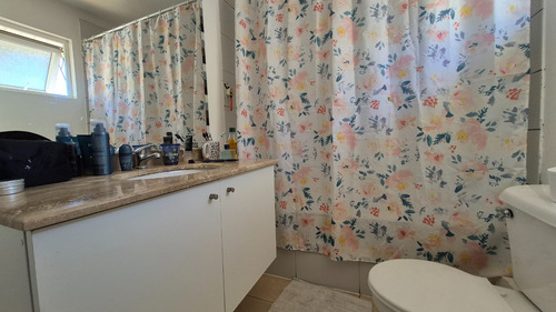 Casa De 2 Pisos En Barrio Portal De Curauma 3d/3b/2e 147/205