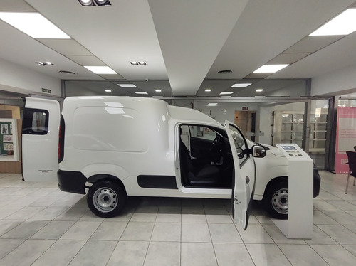 Imagen 11 de 25 de Fiat Fiorino Endurance 1.4l (*mb*)