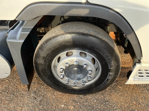 Imagem 8 de 25 de Volvo Fh 440 Truck 6x2 Apenas 350 Mil Km Cavalinho Trator