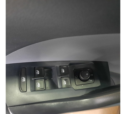 Volkswagen T-Cross 1.0 200 TSI TOTAL FLEX COMFORTLINE AUTOMÁTICO